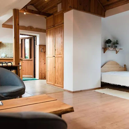 Lesna Zagroda Farma Parchowo